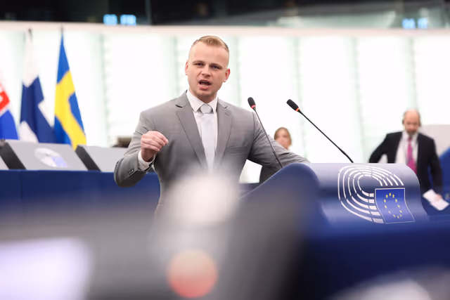 Fotografi 21: EP Plenary session - Protecting citizens’ right to make cash payments and ensuring financial inclusion