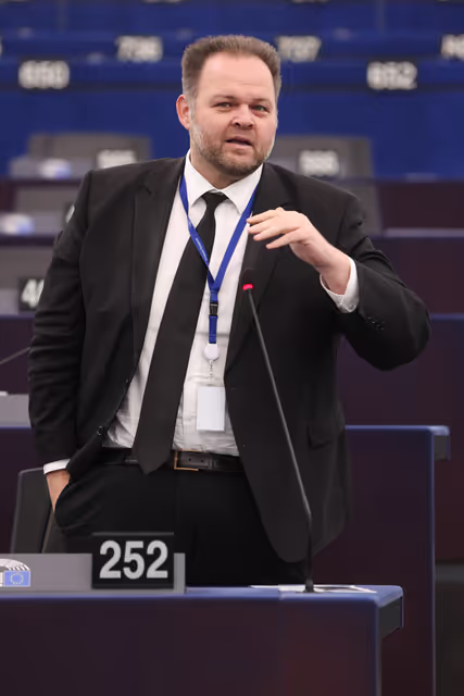 Fotografi 14: EP Plenary session - Protecting citizens’ right to make cash payments and ensuring financial inclusion