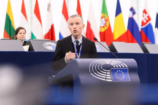 Fotografi 11: EP Plenary session - Protecting citizens’ right to make cash payments and ensuring financial inclusion