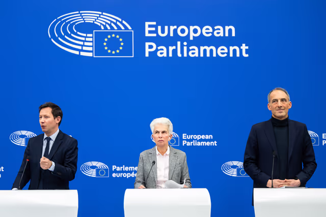 Photo 5: Press conference on the European Defence Industry Programme