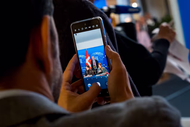 Lex signing ceremony in presence of Roberta METSOLA, EP President, and Marie BJERRE, Minister for European Affairs on behalf of the Danish Presidency