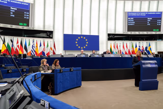 Foto 32: EP Plenary session  - Development of an industry for sustainable aviation and maritime fuel in Europe