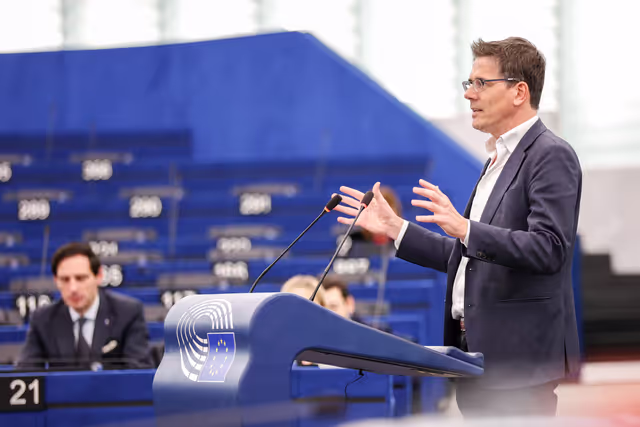 Photo 14: EP Plenary session - Outcome of the UN Climate Change Conference - Belém (COP30)