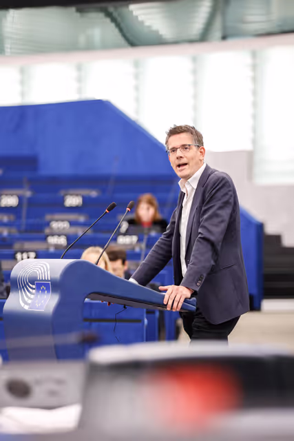 Photo 15: EP Plenary session - Outcome of the UN Climate Change Conference - Belém (COP30)
