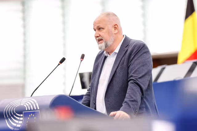 Photo 13: EP Plenary session - Outcome of the UN Climate Change Conference - Belém (COP30)