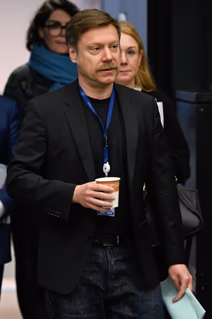 Suriet 13: Conference of Presidents