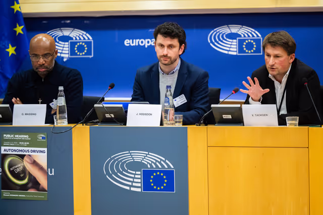 Fotografie 2: TRAN - Public hearing on Autonomous driving