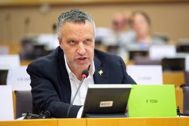 Fotografie 8: TRAN.- Presentation of a study: Accompanying expertise on the Combined Transport Directive