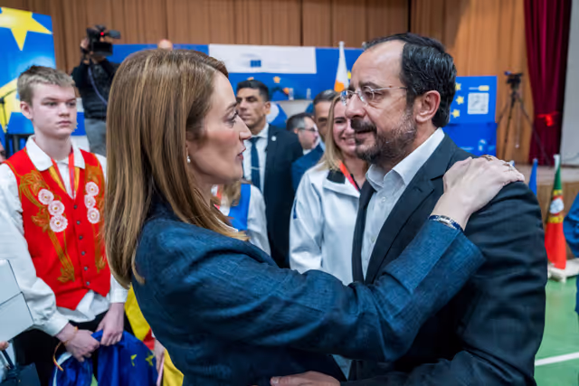 Photo 1: Townhall discussion with Roberta METSOLA, EP President and Nikos CHRISTODOULIDES, President of Cyprus at the 2025 Edition of ‘Christmas Europe’