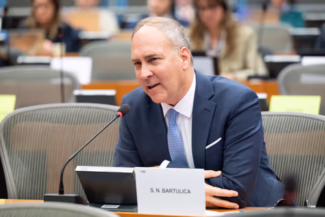 Photo 6: PECH - Presentation by Costas Kadis, Commissioner for Fisheries and Oceans of the Annual Progress Report on Simplification, Implementation and Enforcement