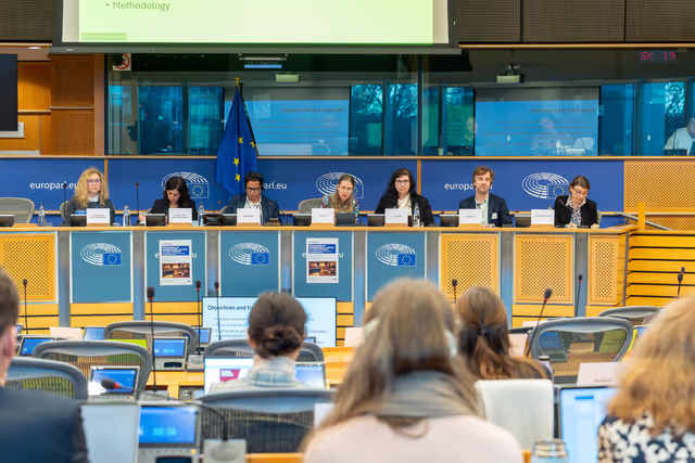 Photo 12: DROI - Workshop on Mechanisms of international justice to fight.impunity