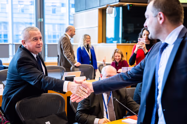 AGRI Trilogue on Commission proposal amending Regulations as regards certain market rules and sectoral support measures in the wine sector and for aromatised wine products