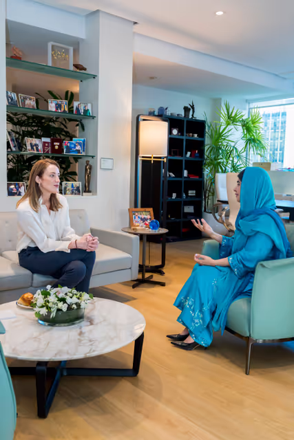 Photo 1: Roberta METSOLA, EP President meets with Malala YOUSAFZAI, 2014 Nobel Peace Prize Laurea