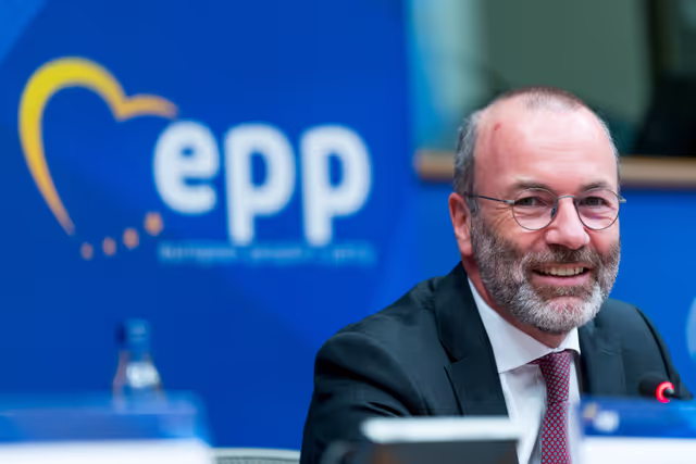 Fotografia 1: Roberta METSOLA, EP President addresses the EPP Political Assembly