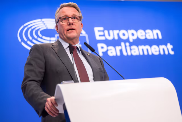 Fotografie 17: Press conference on trilogue deal on simplified sustainability reporting and due diligence requirements