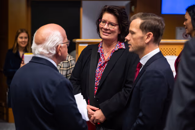Zdjęcie 18: LIBE - Trilogue on the proposal for a Regulation of the European Parliament and of the Council laying down rules to prevent and combat child sexual abuse (CSAM regulation)