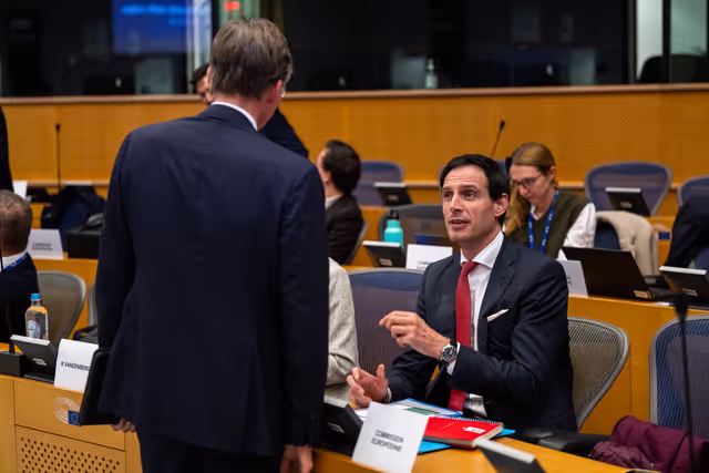 Φωτογραφία 22: ENVI trilogue - EU 2040 climate target