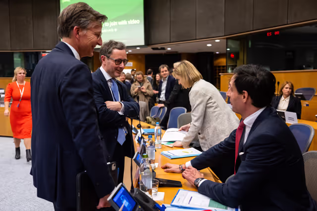 Φωτογραφία 13: ENVI trilogue - EU 2040 climate target