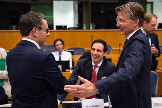 Φωτογραφία 15: ENVI trilogue - EU 2040 climate target