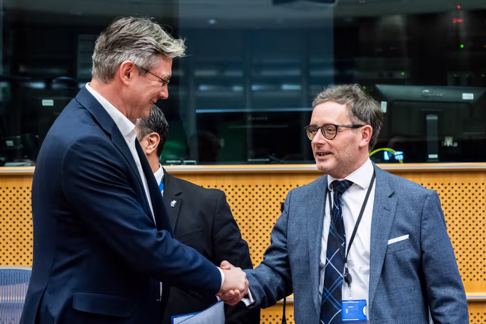 SANT - Trilogue on the ' pharmaceutical package '