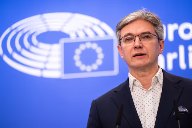 Fotografie 26: Press conference on the Pharmaceutical Package provisional agreement