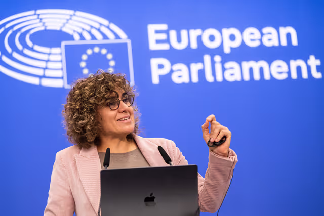 Fotografie 20: Press conference on the Pharmaceutical Package provisional agreement