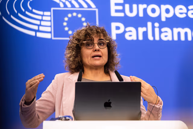 Fotografie 16: Press conference on the Pharmaceutical Package provisional agreement