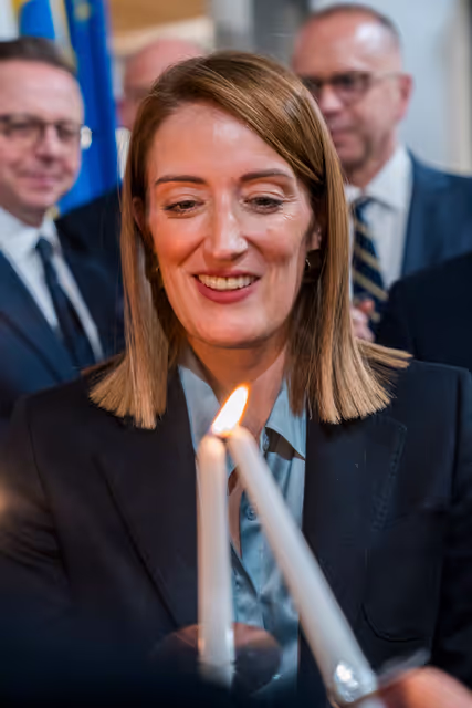 Photo 18: Peace Light Ceremony