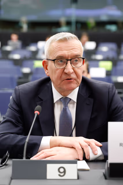 Foto 19: AFET DEVE DROI - Exchange of views with the 2025 Sakharov Prize Laureates