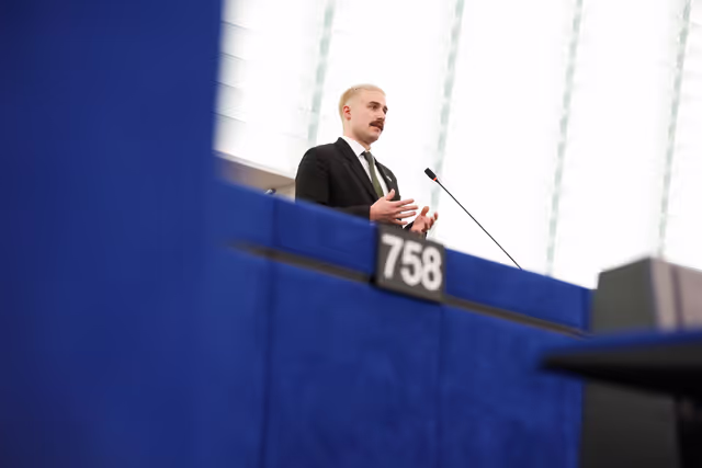 Photo 25: EP Plenary session - Amending certain CAP Regulations