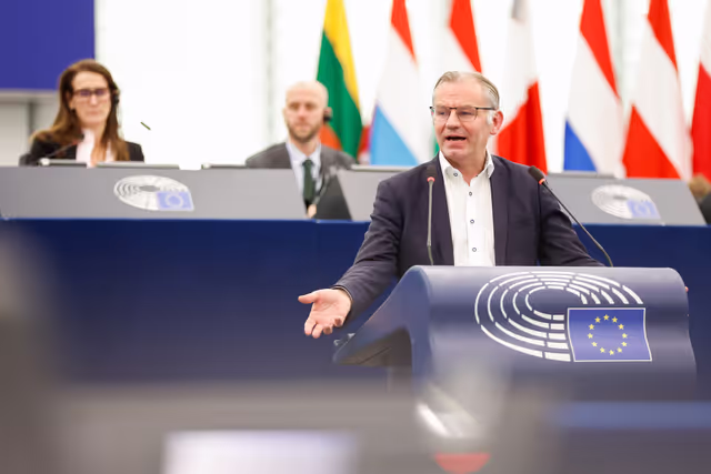 Photo 15: EP Plenary session - Amending certain CAP Regulations