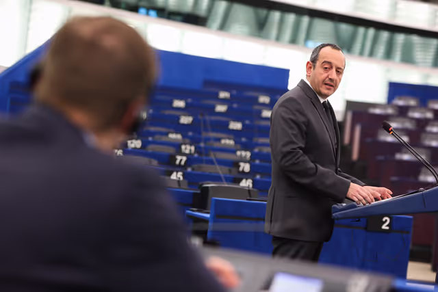 Photo 32 : EP Plenary session - Incentivising defence-related investments in the EU budget to implement the ReArm Europe Plan