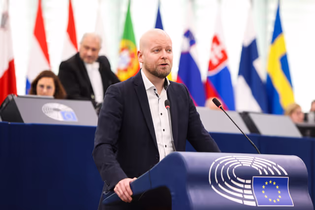 Photo 28 : EP Plenary session - Incentivising defence-related investments in the EU budget to implement the ReArm Europe Plan