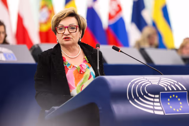 Photo 15 : EP Plenary session - Incentivising defence-related investments in the EU budget to implement the ReArm Europe Plan