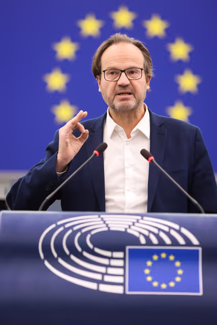 Photo 12 : EP Plenary session - Incentivising defence-related investments in the EU budget to implement the ReArm Europe Plan