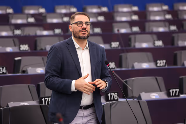 Photo 11 : EP Plenary session - Incentivising defence-related investments in the EU budget to implement the ReArm Europe Plan