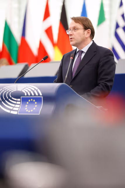 Fotografija 27: EP Plenary session - Commission statement - Breeders’ protests following a lumpy-skin-disease outbreak in France