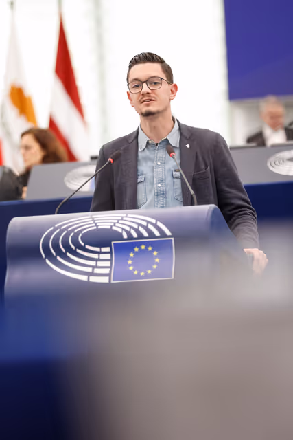 Fotografija 7: EP Plenary session - Commission statement - Breeders’ protests following a lumpy-skin-disease outbreak in France: implications on the EU approach on sanitary and on animal health