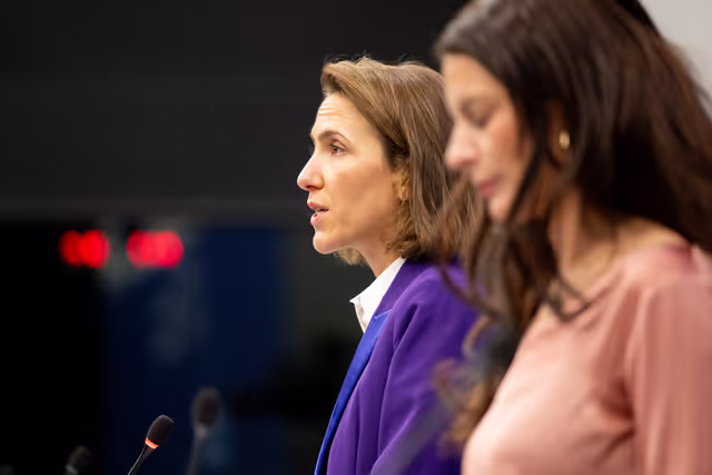 Fotografia 11: Press briefing Renew Europe