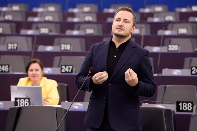 Foto 41: EP Plenary session - Presentation of the European Affordable Housing Plan