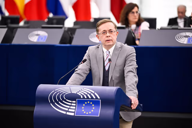 Zdjęcie 13: EP Plenary session - Condemnation of the terrorist attack against the Hanukkah celebrations in Sydney and solidarity with the victims and their families