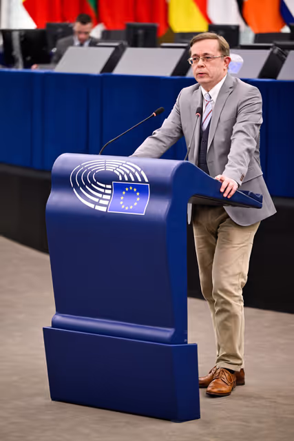 Zdjęcie 12: EP Plenary session - Condemnation of the terrorist attack against the Hanukkah celebrations in Sydney and solidarity with the victims and their families