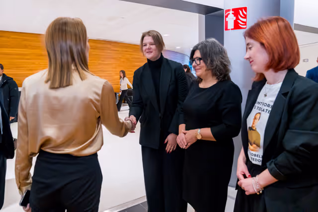 Foto 6: Roberta METSOLA, EP President meets with Sakharov Prize Laureates