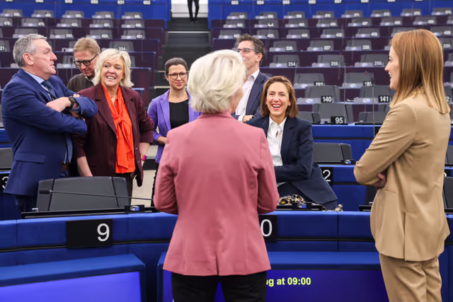 Photo 23: EP Plenary session - Preparation of the European Council meeting of 18-19 December 2025