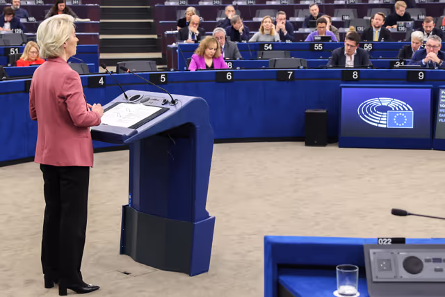 Photo 7: EP Plenary session - Preparation of the European Council meeting of 18-19 December 2025