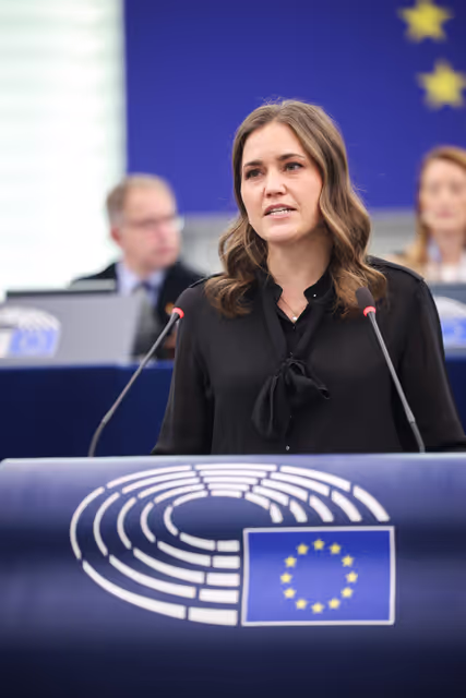 Photo 17: EP Plenary session - Preparation of the European Council meeting of 18-19 December 2025