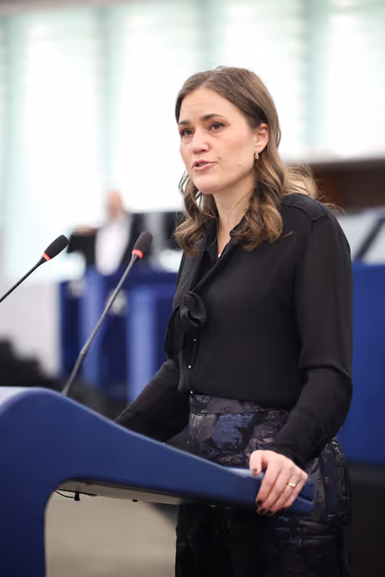 Photo 15: EP Plenary session - Preparation of the European Council meeting of 18-19 December 2025