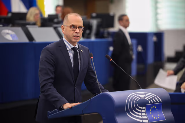 Photo 37: EP Plenary session - Preparation of the European Council meeting of 18-19 December 2025