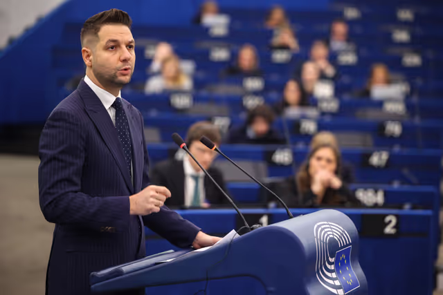 Photo 34: EP Plenary session - Preparation of the European Council meeting of 18-19 December 2025