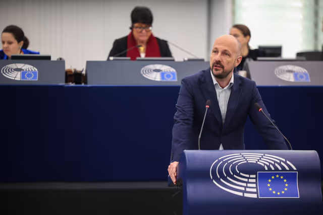 Photo 30: EP Plenary session - Preparation of the European Council meeting of 18-19 December 2025